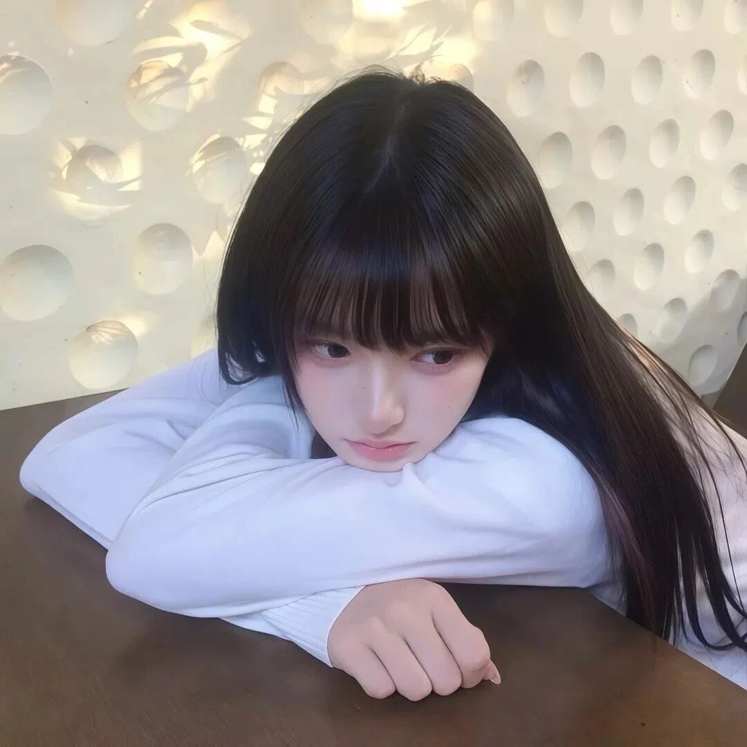 清冷女生头像