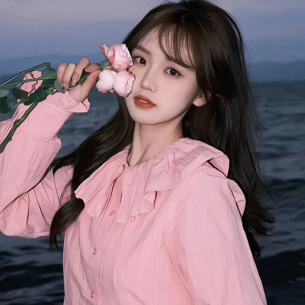 海边鲜花氛围感女生头像