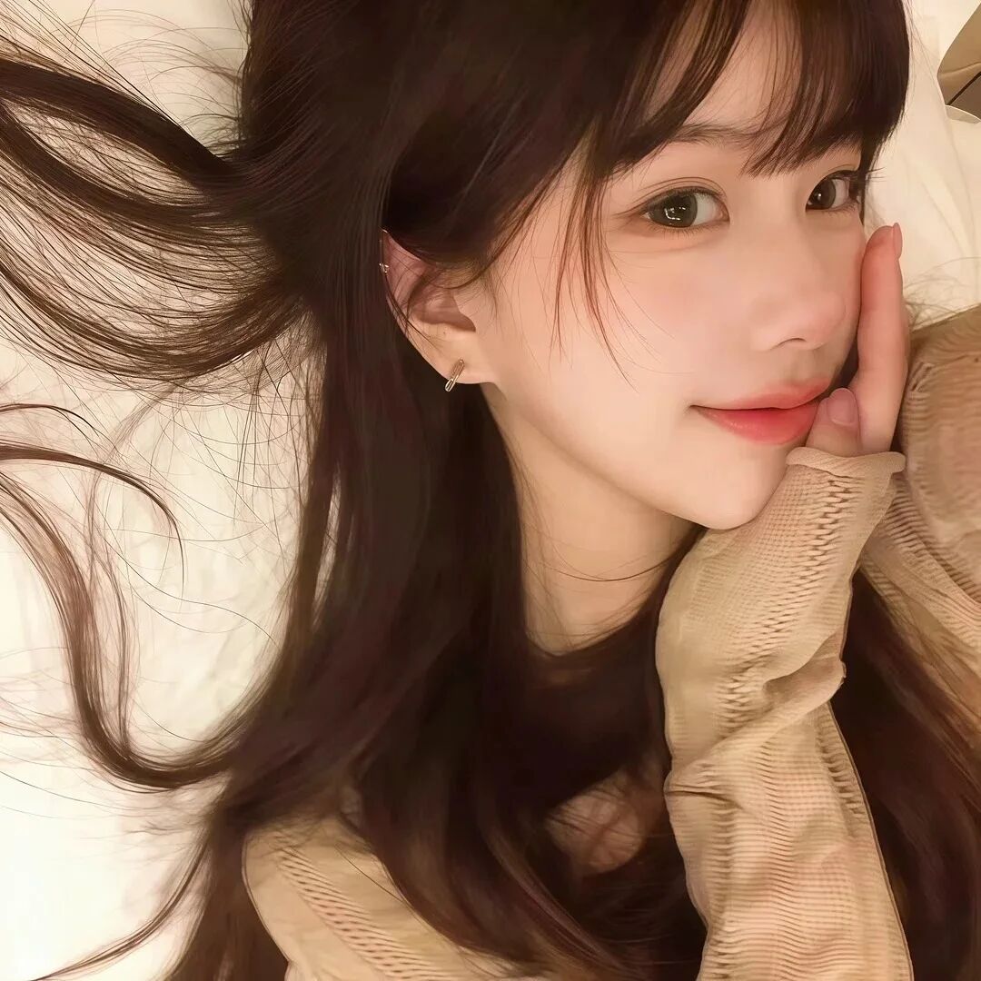 躺着温柔女生头像