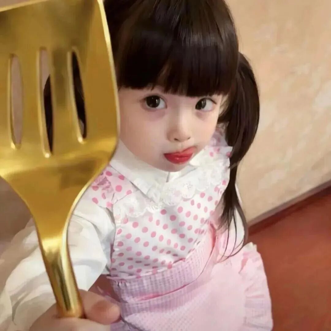 小女孩萌娃头像