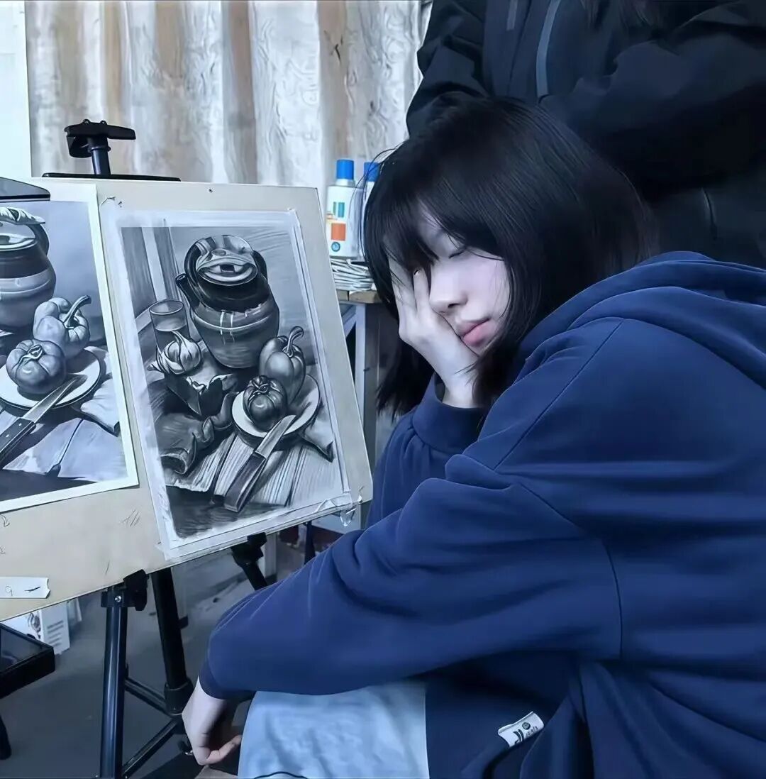 画画蓝色系甜妹女生头像