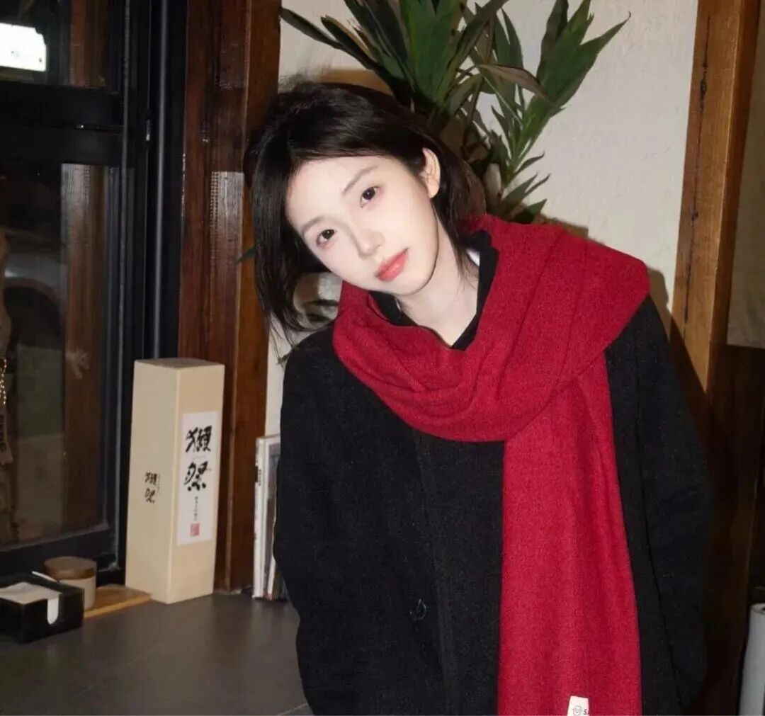 新年女生头像
