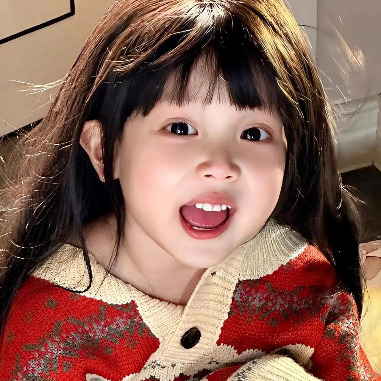 新年萌娃小女孩头像