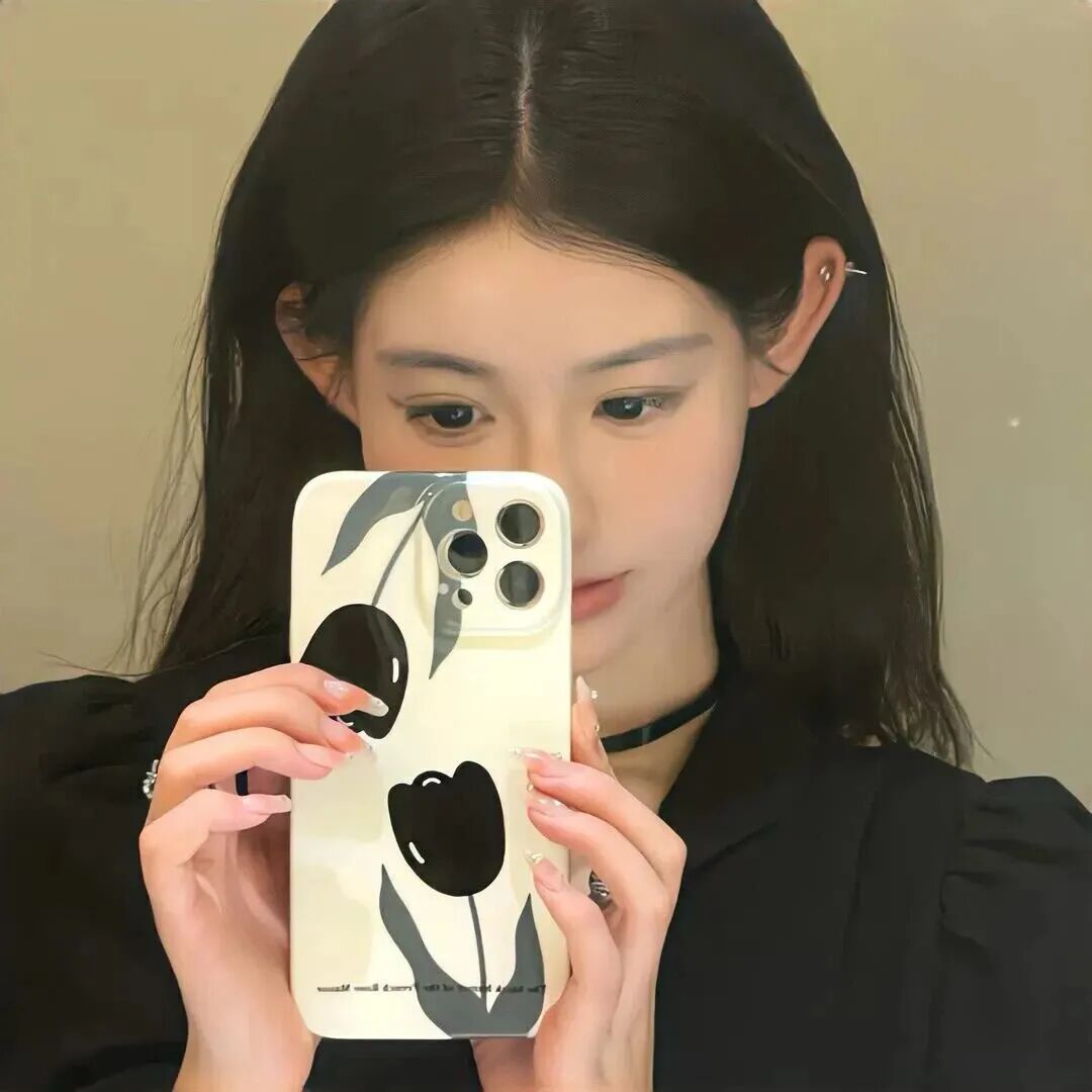 自拍手机小众女生头像