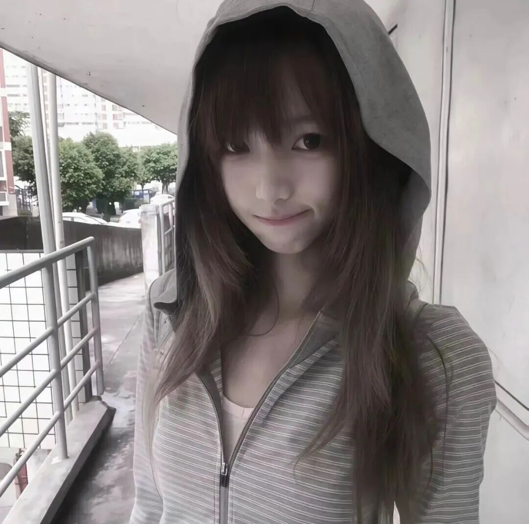 清冷女生头像