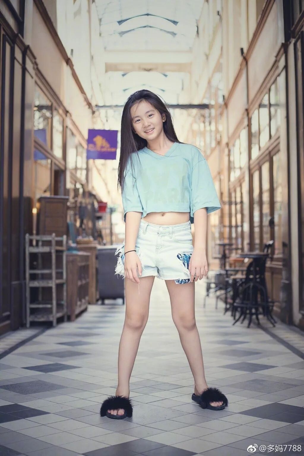 炮轰王诗龄刘亦菲的，是同一群逼着女生完美的人