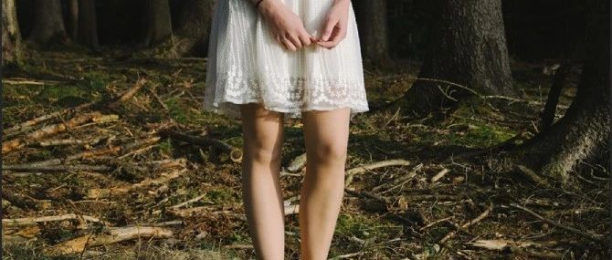 姑娘们！腿不直，才是人间常态