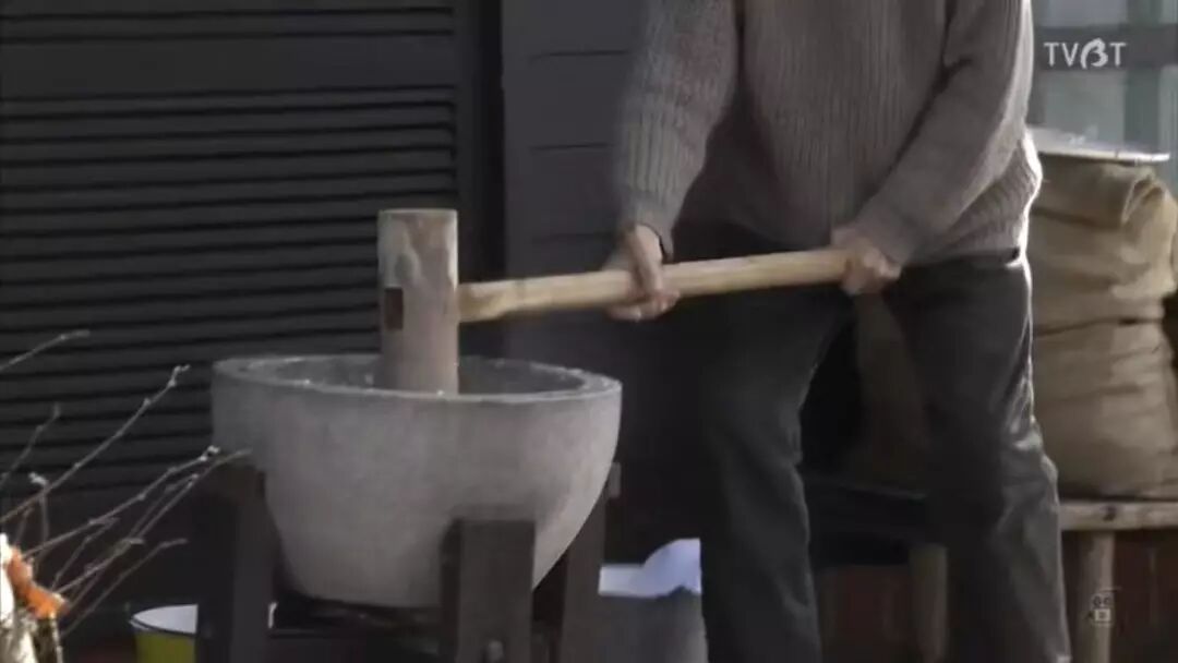 �ֱ�����Ƭ�õ�����������Ů���ѣ�����87�ꡱ