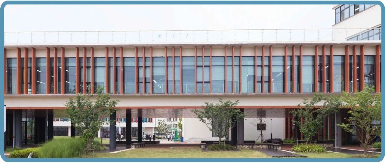 又双叒叕放新大招！这所学校的开学第一课太牛了！