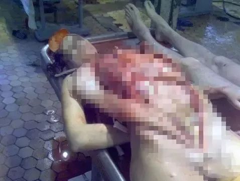 尸骨工厂电影_死尸工厂_尸体工厂