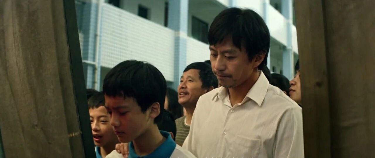 “退群事件”被央视点名，引全网热议：压垮成年人的，只是一个微信群吗？