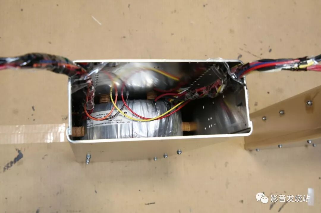 康佳电视t2563e伴音功放型号_雅马哈功放型号_功放管有多少种型号