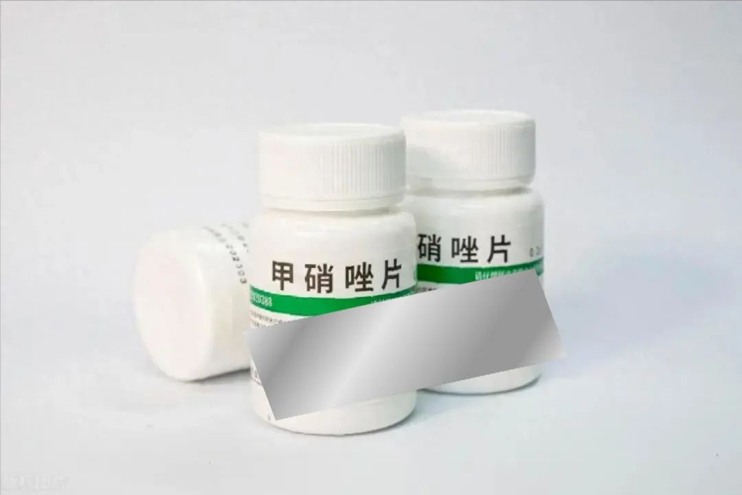 消炎药和甲硝唑哪个效果好点呢,六七元一瓶的“甲硝唑”，能摆平5种病！讲真！便宜又好..