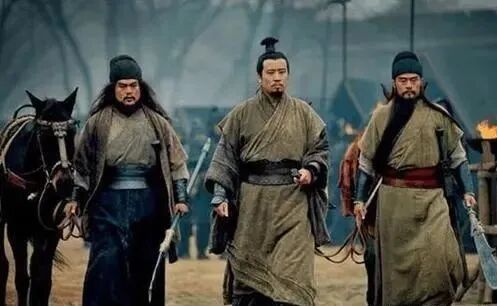 关羽头颅被割图片_割关羽头颅图片高清_关羽割袍断义的故事