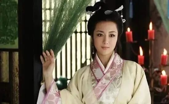 关羽割袍断义的故事_割关羽头颅图片高清_关羽头颅被割图片