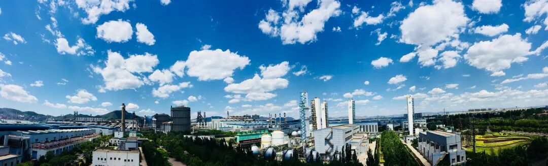 首钢股份公司迁安钢铁公司。尹小龙摄