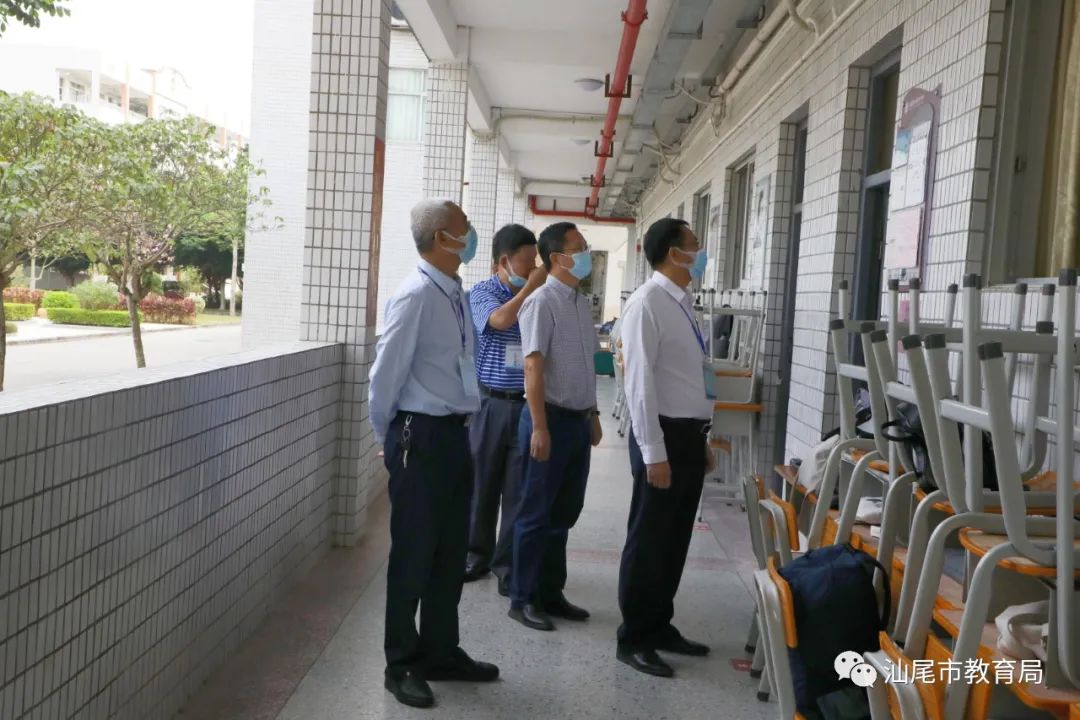 李绪一行巡查市林伟华中学和市实验初级中学两个教师资格笔试考点考务