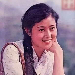 80年代中国影坛最红的30大女星之一