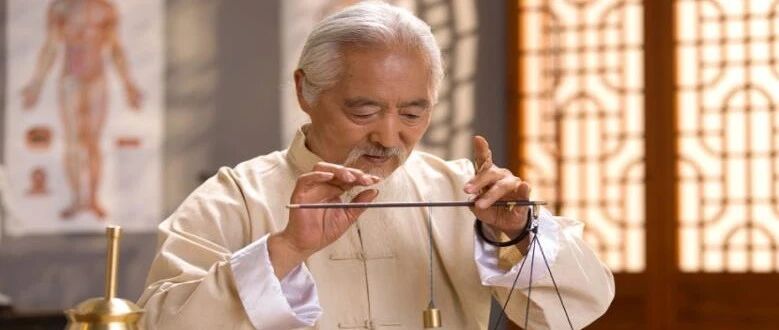 湿气重！热水里加点“它”，排出体内湿气，可惜很少人知道