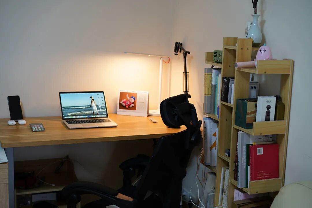 看一下显示器_怎么看自己显示器多少寸_我要看显示器