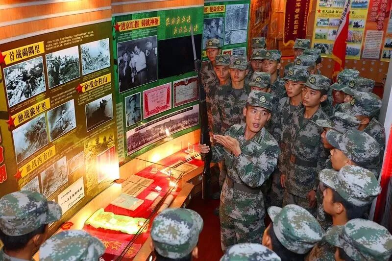 73集团军_潜江肖作军集团_集团军军长年龄