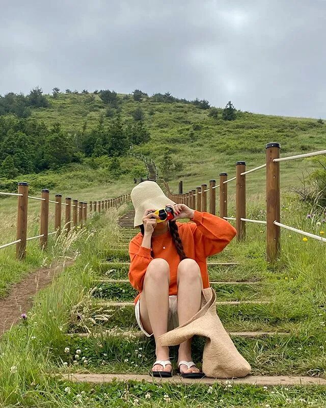 ins网红博主不露脸拍照，竟然也能火？不上镜救星来啦！