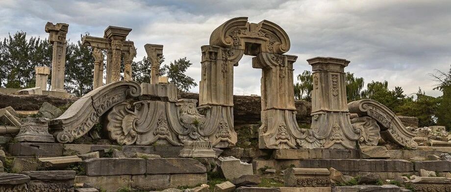 嚯，CNN“关心”重建圆明园，挺别致啊