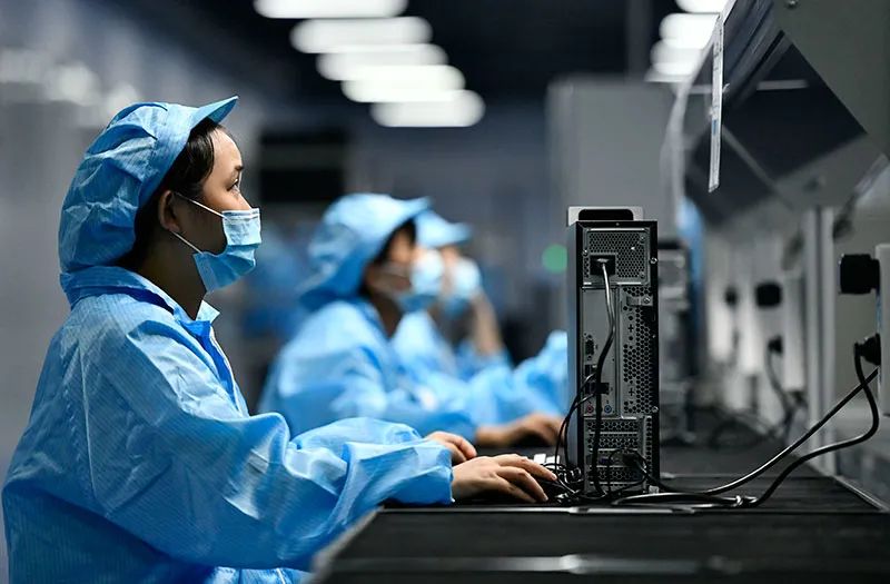电脑主机开不了机,显示_主机和显示器一体的电脑好不好_电脑主机桌子一体机箱