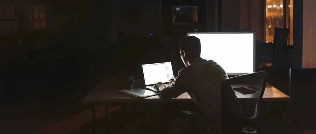 腾讯员工因高强度加班怒怼管理层，网友：我辈楷模