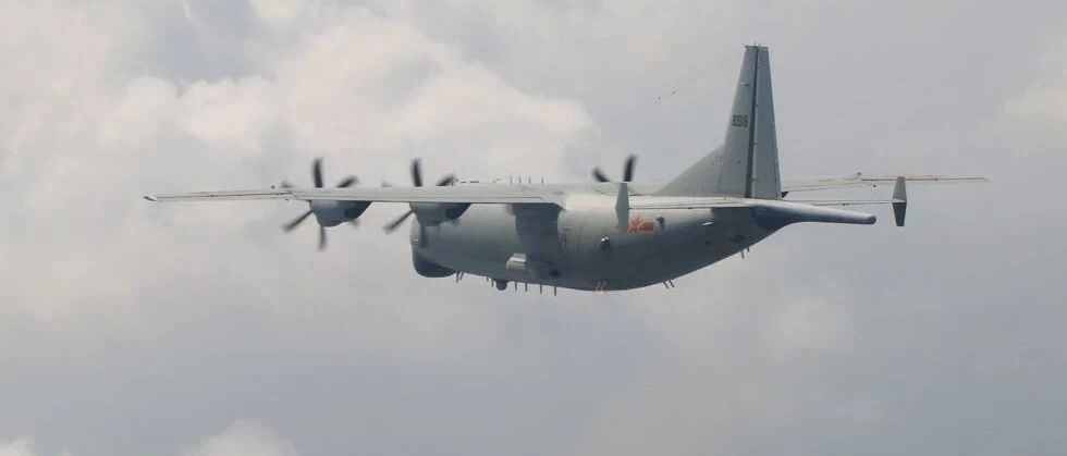 "台湾地区，请不要干扰我正常行动！"