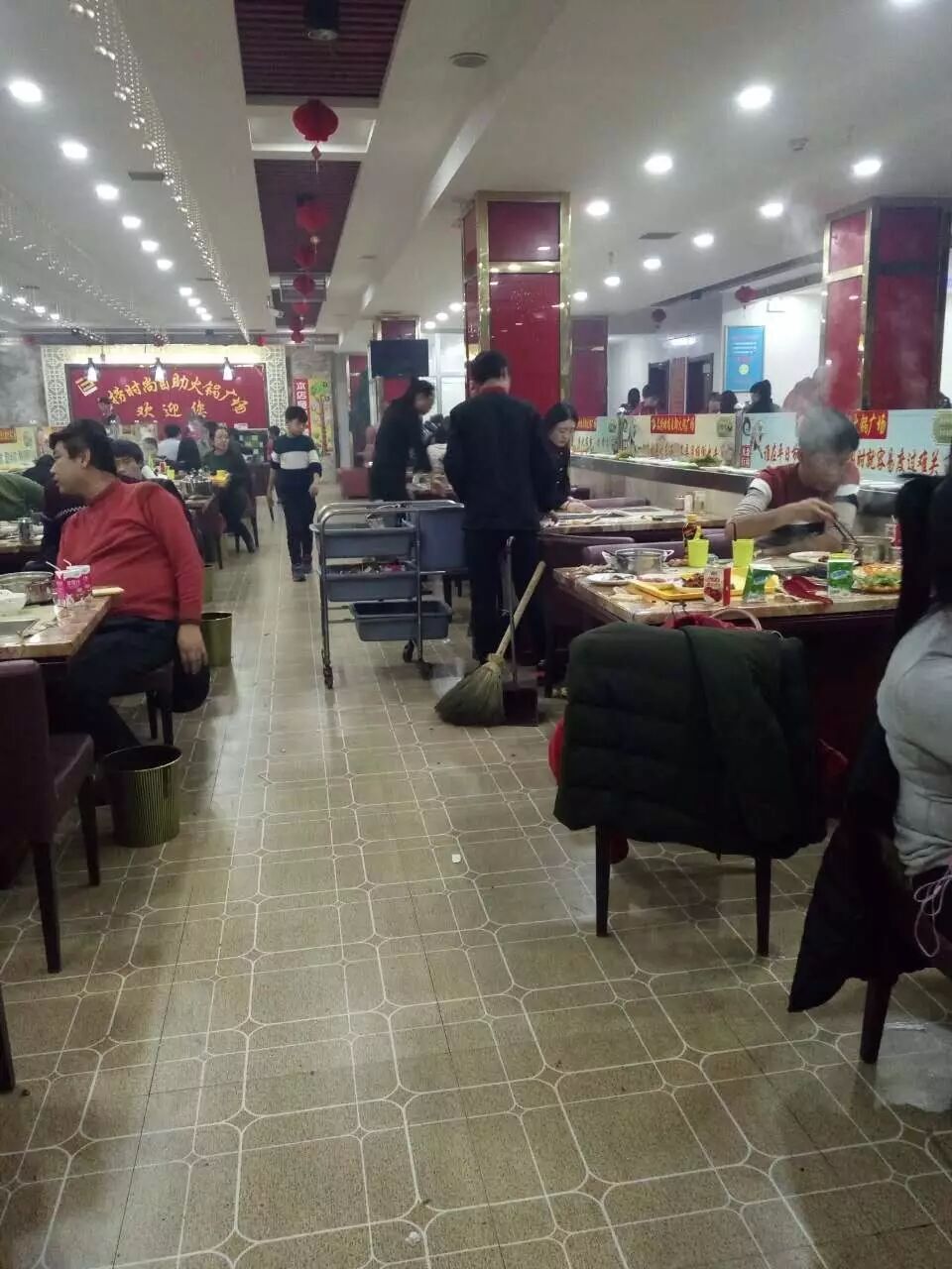 订餐电话: 订餐电话:0912-7986799 地址: 定边县新区索菲利亚对面