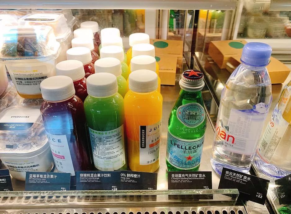 为什么在星巴克里没有“小杯”咖啡？