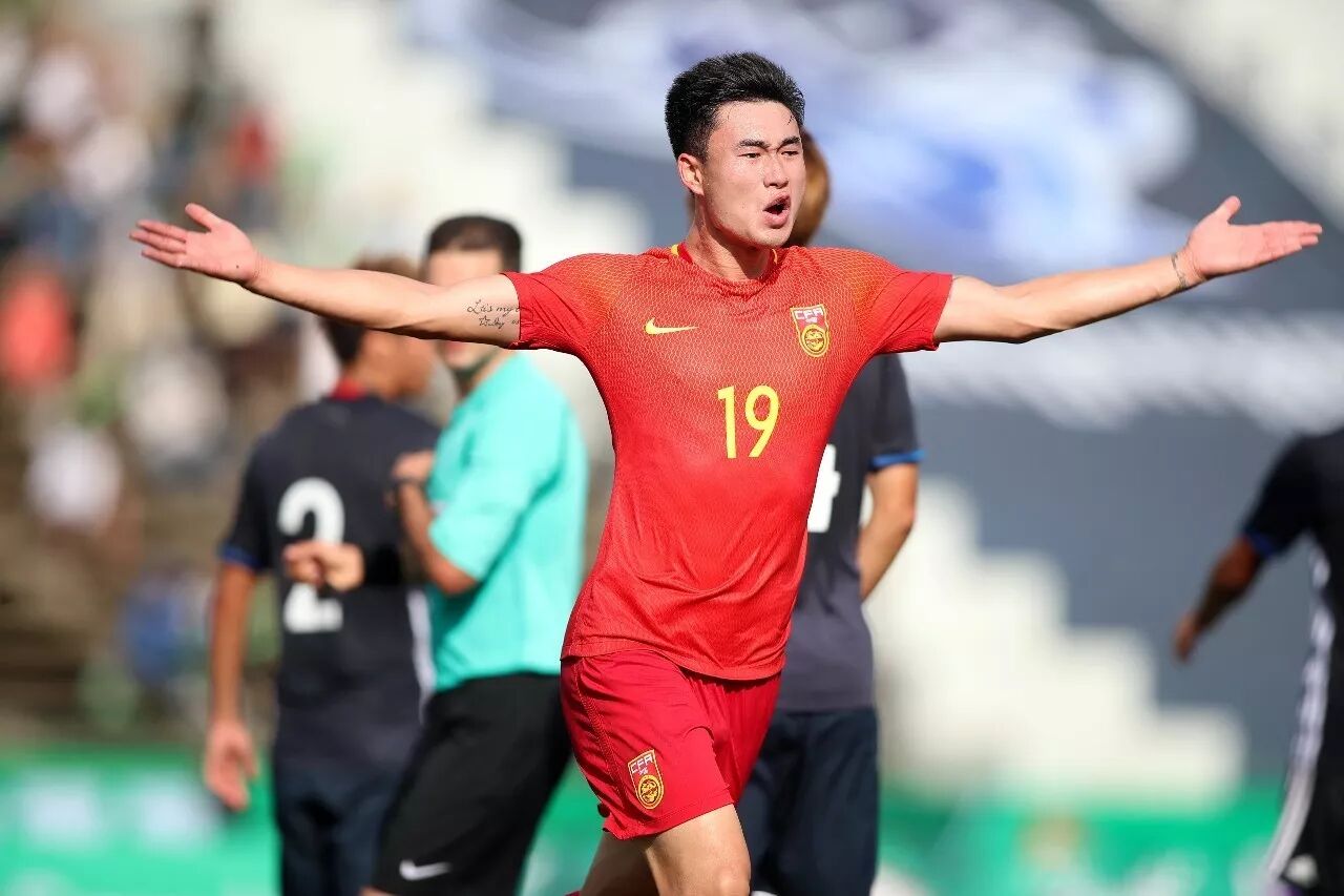 中国u17国青足球队名单_十年前中国u19足球队名单_中国足球队队歌