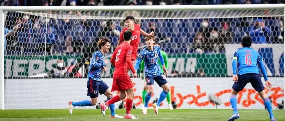 中国男足今天启程越南 李霄鹏表示要百分之二百的准备和努力