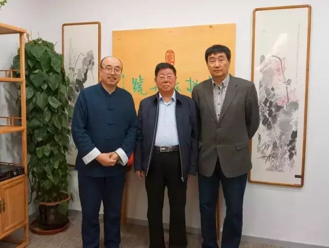 左起 :田宏伟先生  冯玉忠先生 佟晶石先生