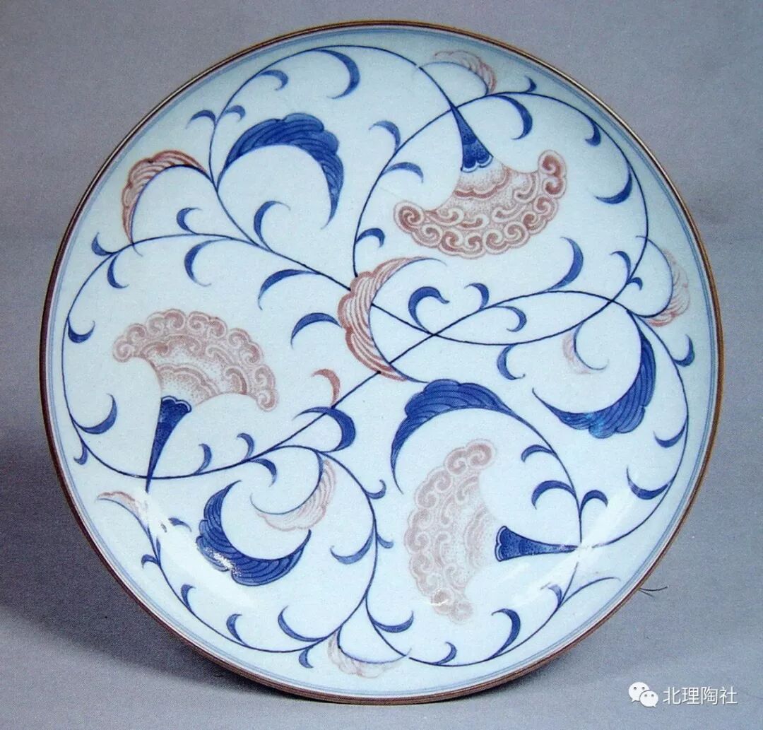 祝大年 / 《鸡冠花青花釉里红大盘》/ 直径35cm / 1954