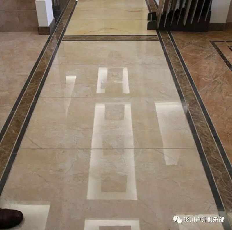 陶瓷地砖价格贵不贵 家庭装修地砖哪种好