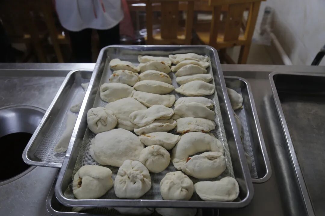 劳动教育伴我成长——淮阳区羲城中学龙源部举行劳动教育主题活动