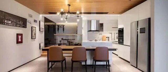 180㎡现代简约风格，有温度的木色，满屋温馨气息