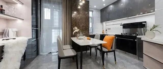 128㎡精致轻奢风，一进门就被玄关给迷住了，真羡慕