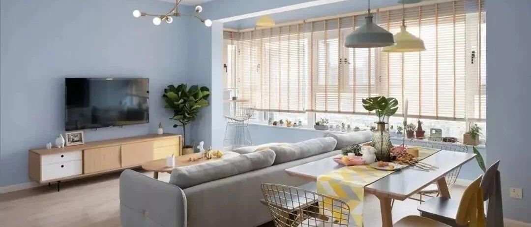 拆掉阳台隔断墙，无背景墙+不吊顶，她把110㎡的家住成200㎡豪宅！