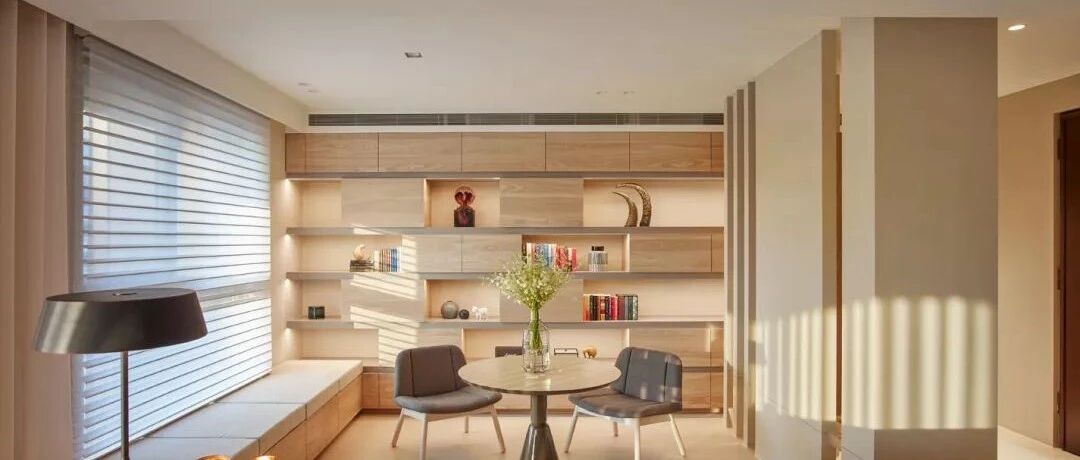 180㎡现代简约，暖色调与木质感的家居设计，让人心旷神怡