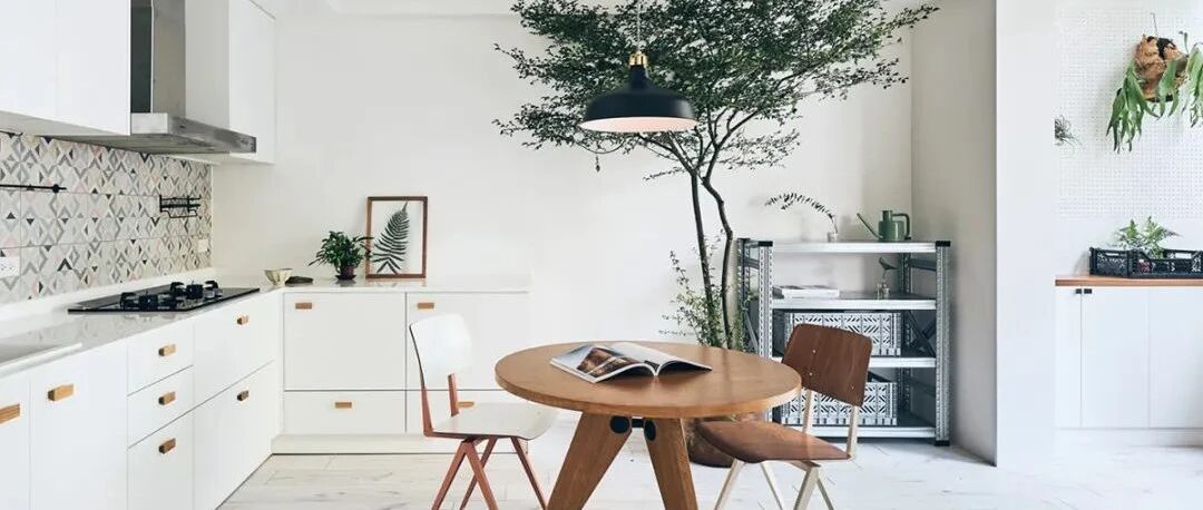 郊区买下165㎡房，连拆2堵隔断墙，房子看着比200㎡还宽敞