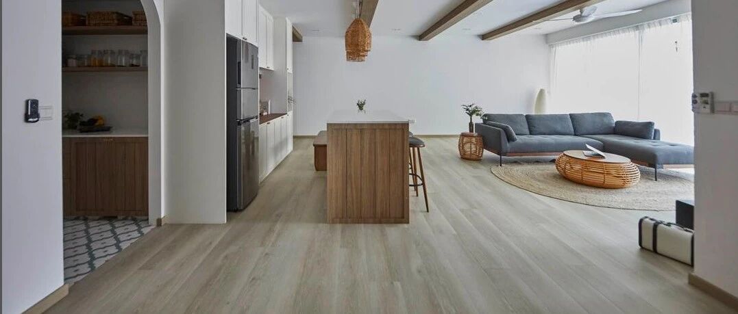 186㎡的大平层，我一眼看上了，不造型不隔断，全屋装的温馨舒适