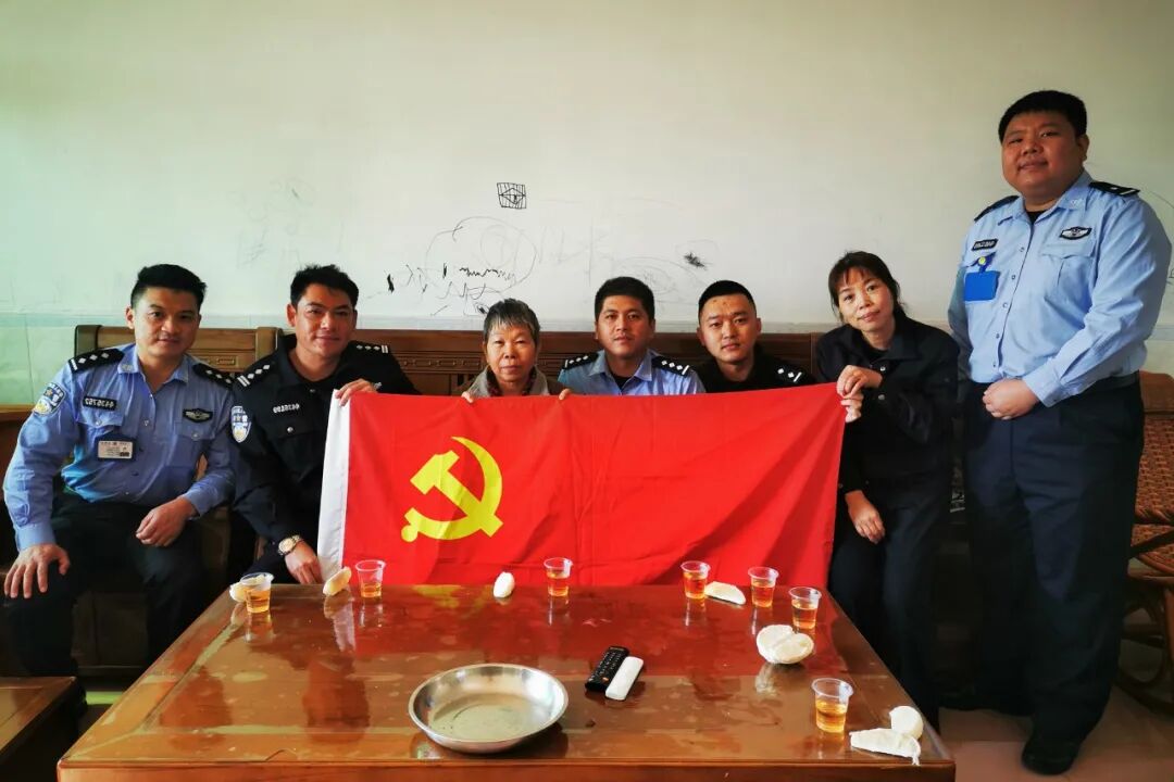 四会监狱全面掀起学习宣传贯彻落实党的十九届六中全会精神热潮