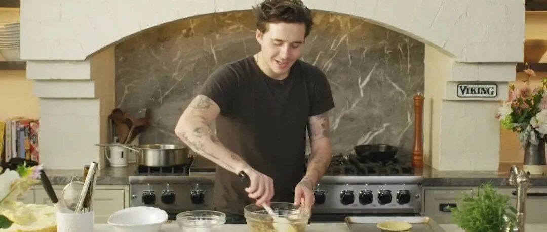 大布转行做厨师，花10万美元节目上做个三明治！网友：一事无成大少爷画风稳定