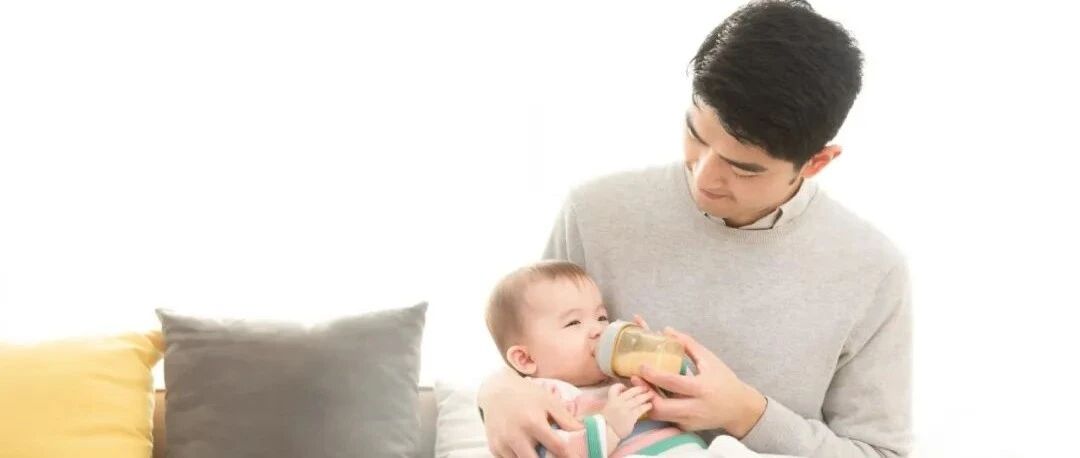 全职带娃一年后，那个抖音28岁的网红奶爸离婚了