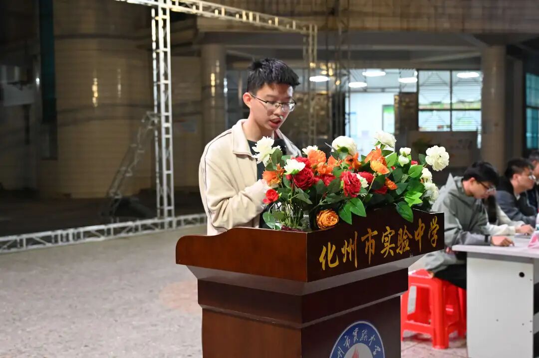 优秀大学生代表发言