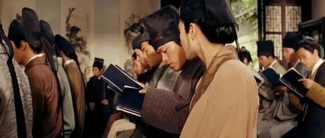 “仗义每多屠狗辈，负心多为读书人”，你觉得这句话有道理吗？