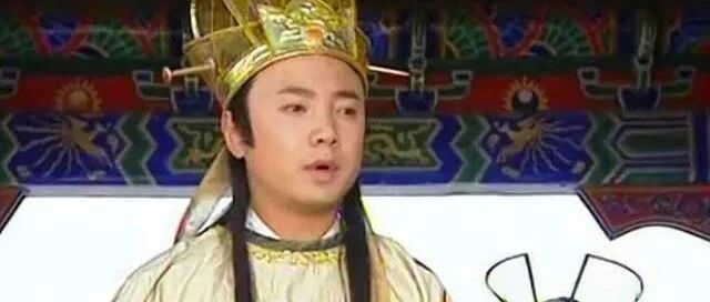 建文帝坐拥天下，军队强大粮草又足，为何还会被燕王朱棣轻易打败？